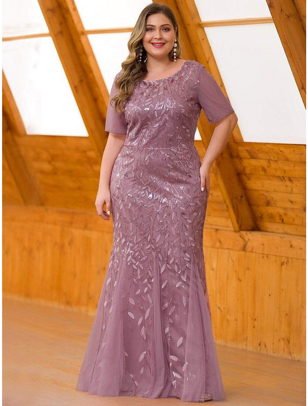 Empire Elegant Party Wear Formal Evening Dress Jewel Neck Short Sleeve Floor Length with Embroidery