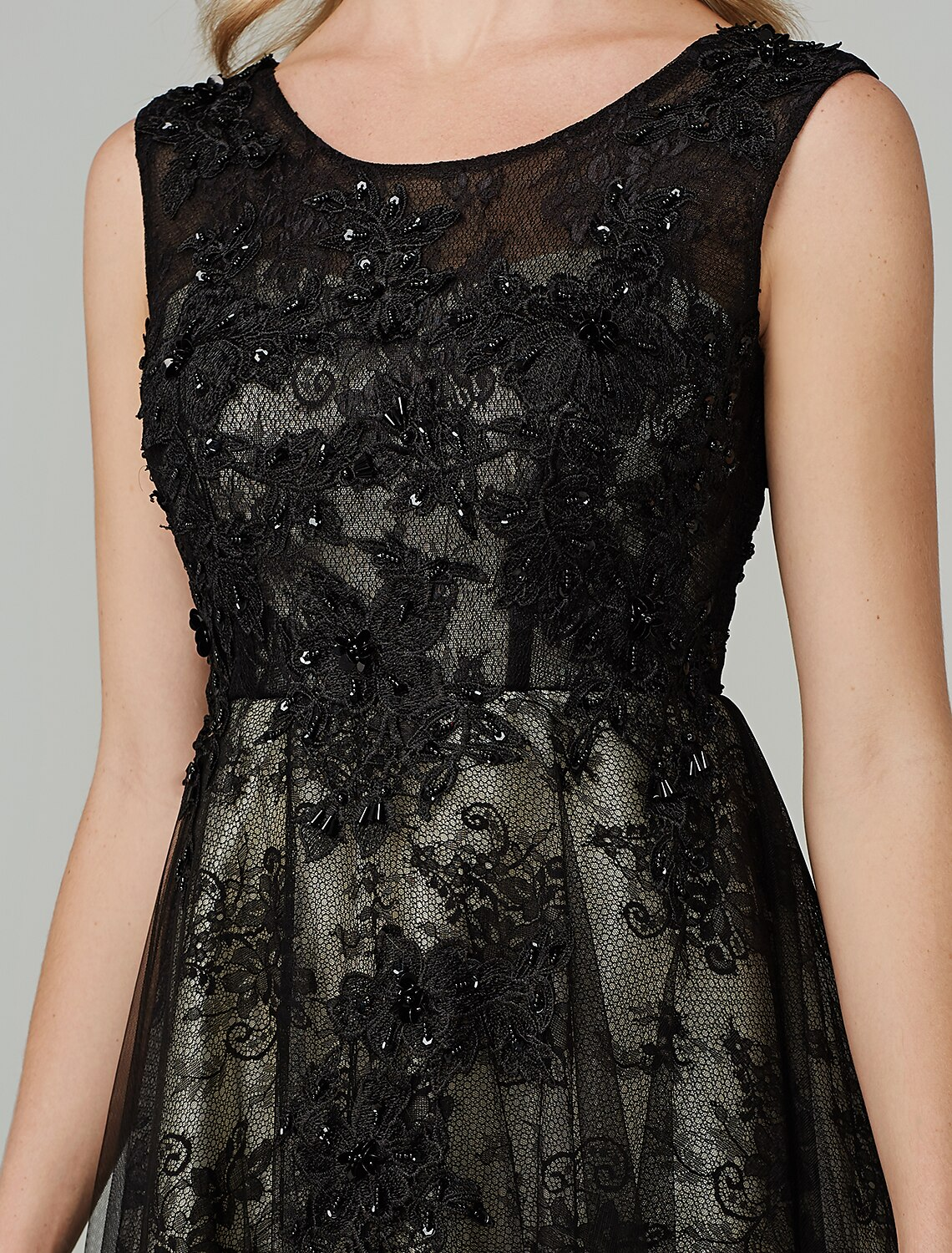 Open Back Dress Holiday Floor Length Sleeveless Jewel Neck with Appliques