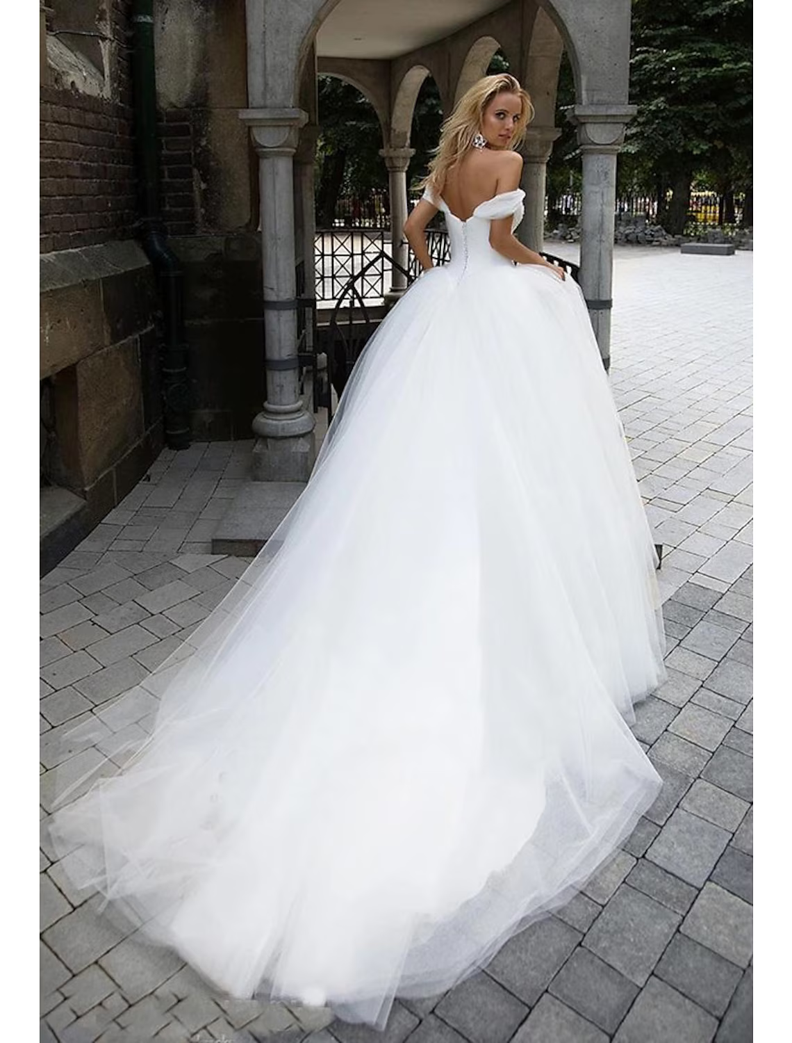 Wedding Dresses Chapel Train Ball Gown Short Sleeve Off Shoulder