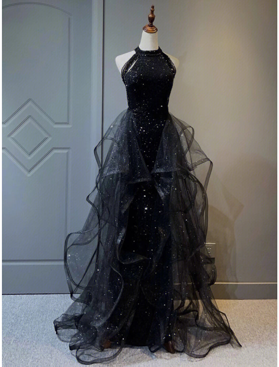 Wedding Party Sleeveless y with Ruffles