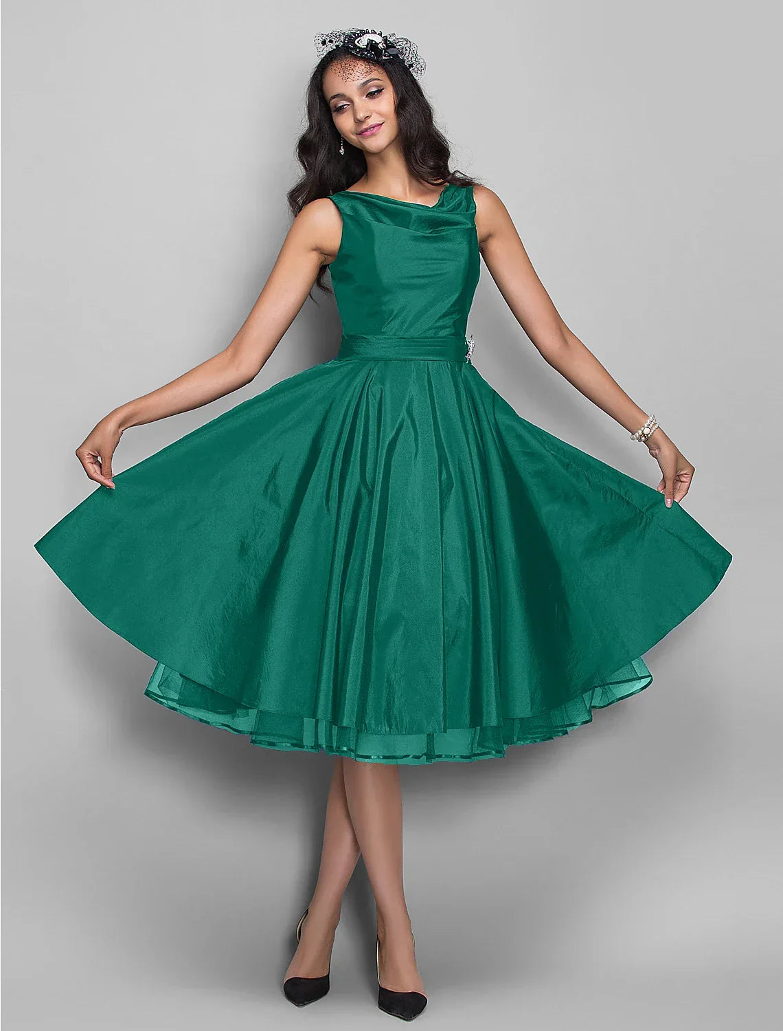 Cocktail Dresses Vintage Dress Halloween Wedding Guest Knee Length Sleeveless V Neck Taffeta with Pleats Crystals