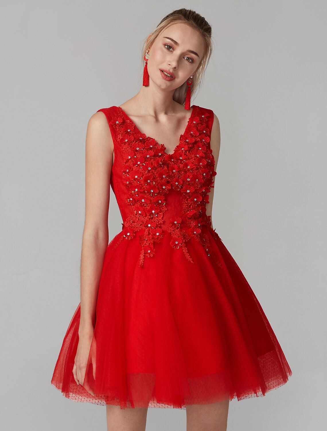 Homecoming Graduation Short / Mini Sleeveless V Neck Over with Crystals Appliques