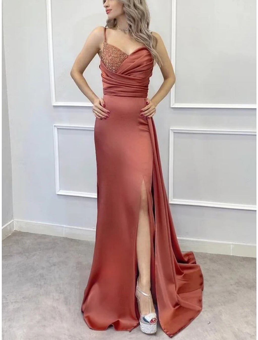 Evening Gown Elegant Dress Formal Sweep / Brush Train Sleeveless Spaghetti Strap Imitation with Pleats Ruched