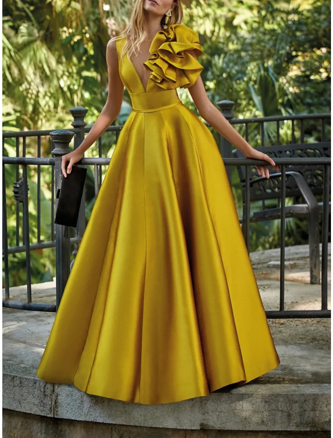 Evening Gown Party Dress Formal Wedding Guest Floor Length Sleeveless V Neck with Shouder Flower