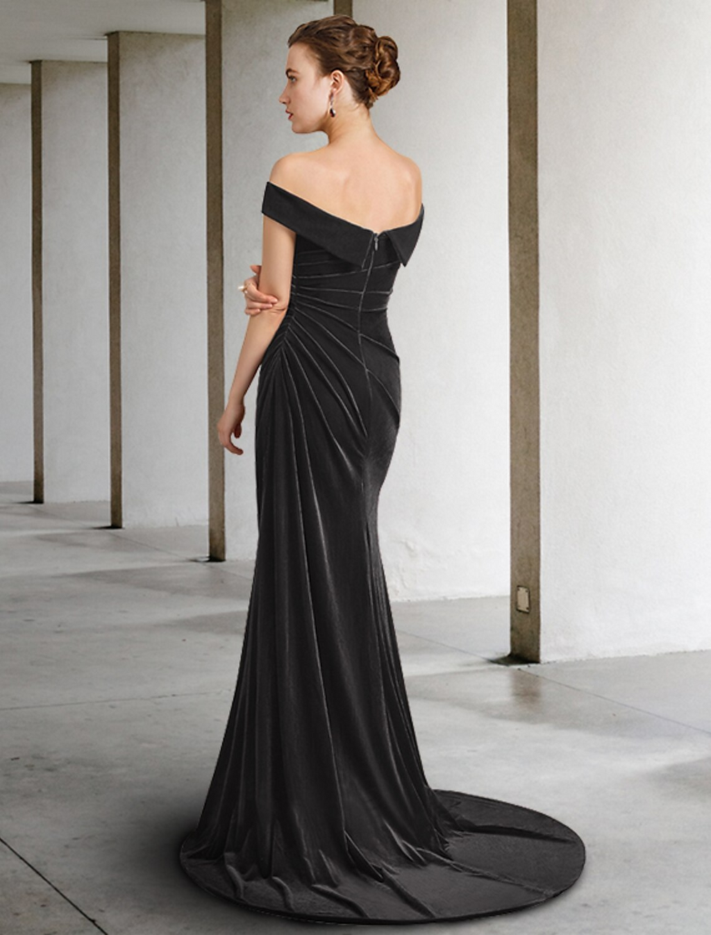 Mother of the Bride Dress Elegant Off Shoulder Sleeveless with Draping