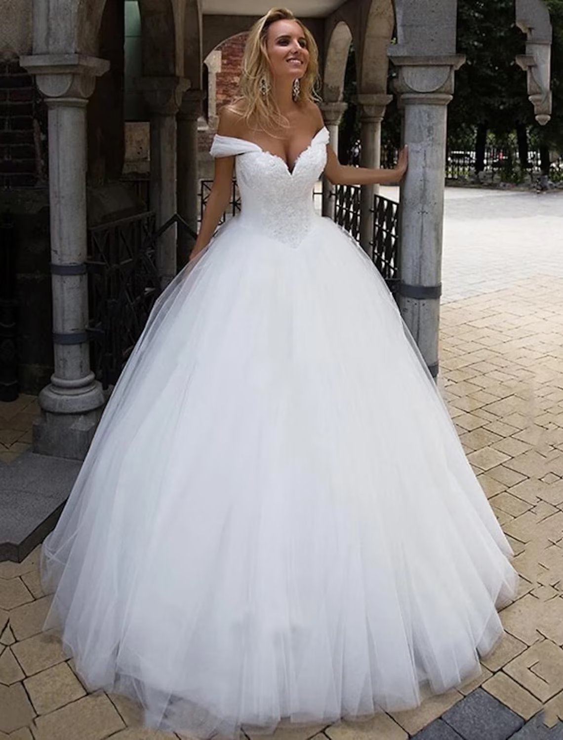 Wedding Dresses Chapel Train Ball Gown Short Sleeve Off Shoulder