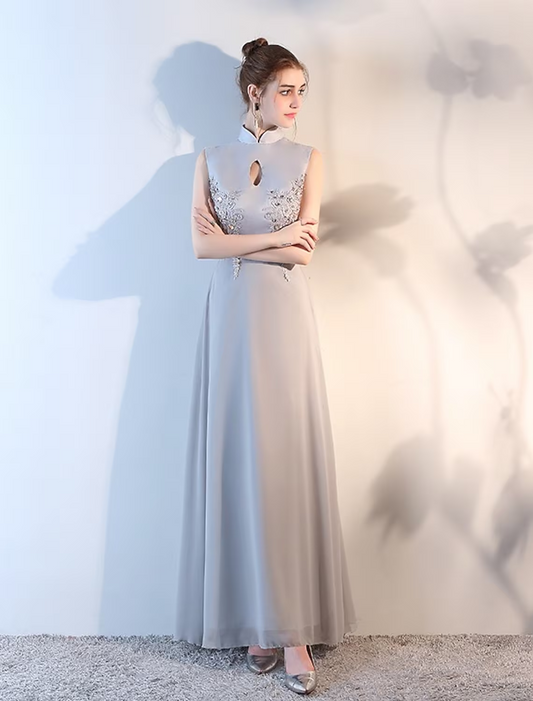 Elegant Red A-Line Classic-Neck Sleeveless Classic-Back Floor-Length Wedding Dress