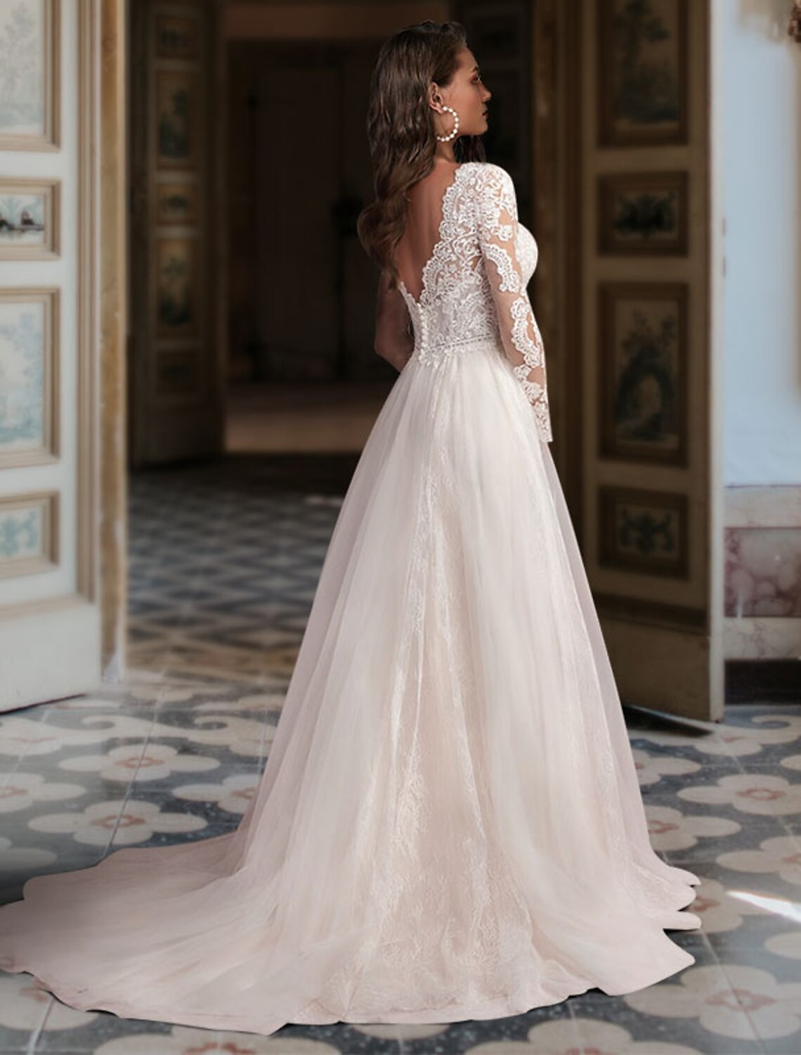 Engagement Formal Wedding Dresses Court Train A-Line Long Sleeve V Neck With Appliques