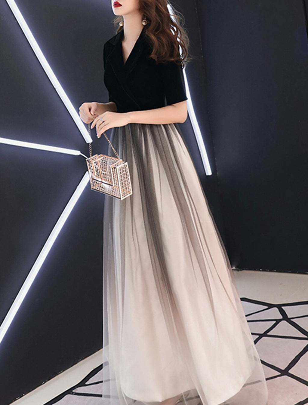 Minimalist Gradient Engagement Formal Evening Dress V Neck Half Sleeve Floor Length with Sleek