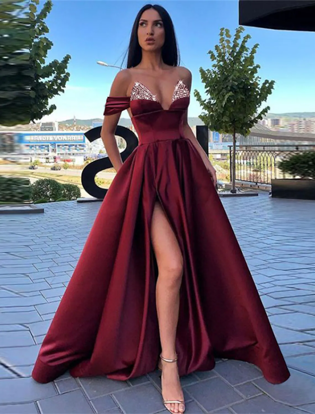 Evening Gown Sexy Dress Wedding Guest Floor Length Short Sleeve V Neck with Beading Slit