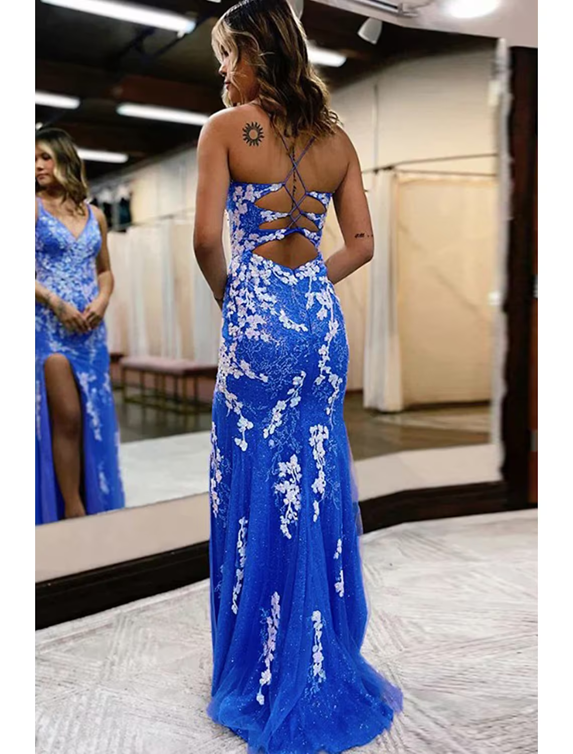 Mermaid / Trumpet Prom Dresses Sexy Dress Formal Sweep / Brush Train Sleeveless V Neck Backless with Slit Appliques