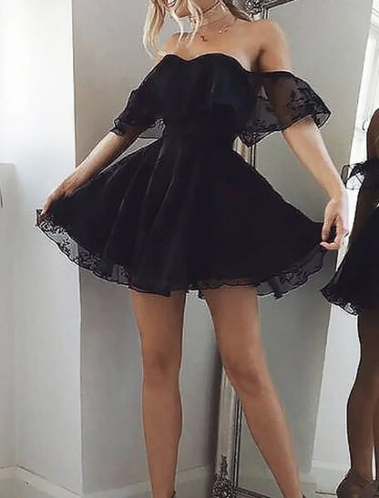 Elegant Black A-Line Classic-Neck Sleeveless Classic-Back Mini-Length Homecoming Dress