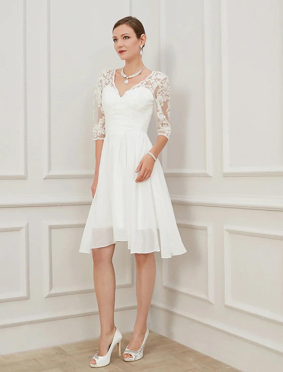 White Bridal Little Dresses Wedding Dresses Knee Length A-Line Half Sleeve V Neck Draping Appliques