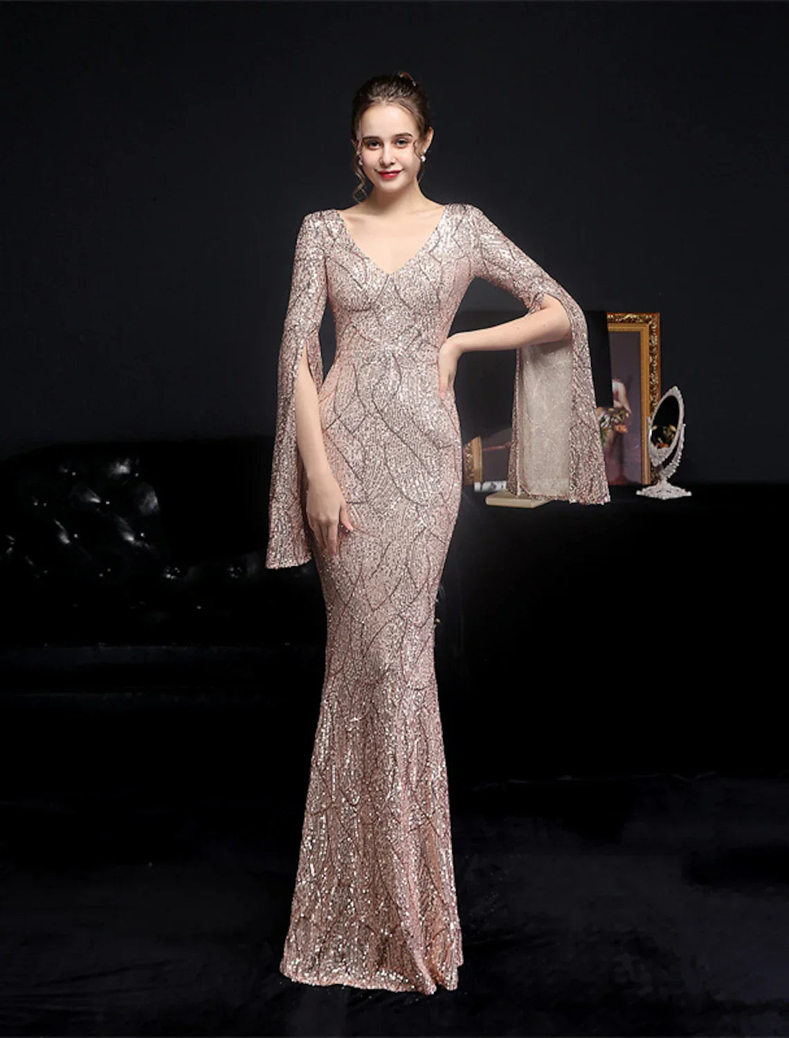 Mermaid / Trumpet Evening Gown Sparkle & Shine Dress Formal Floor Length Long Sleeve V Neck