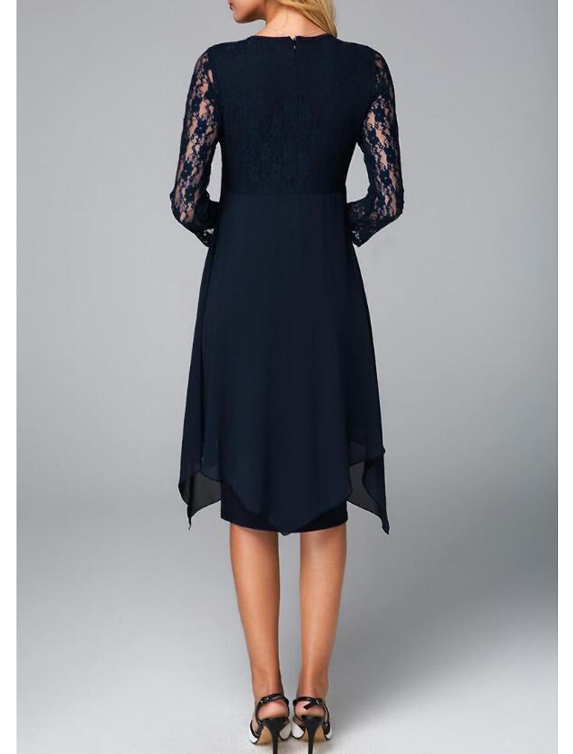 Sheath / Column Mother of the Bride Dress Plus Size Jewel Neck Knee Length 3/4 Length Sleeve with Crystals