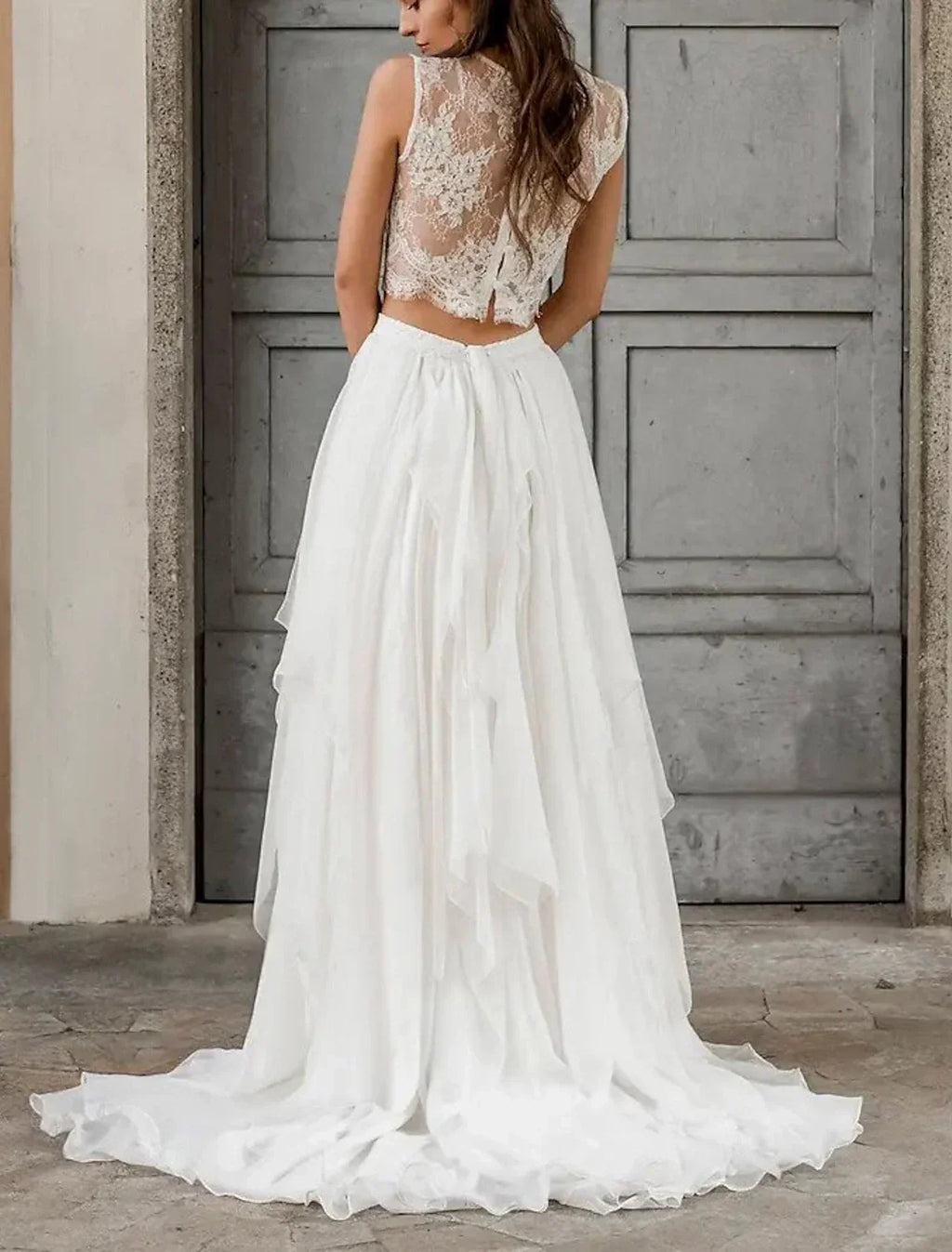 Boho Wedding Dresses Two Piece Scoop Neck Sleeveless Court Train Bridal Suits Bridal Gowns With Appliques Solid Color