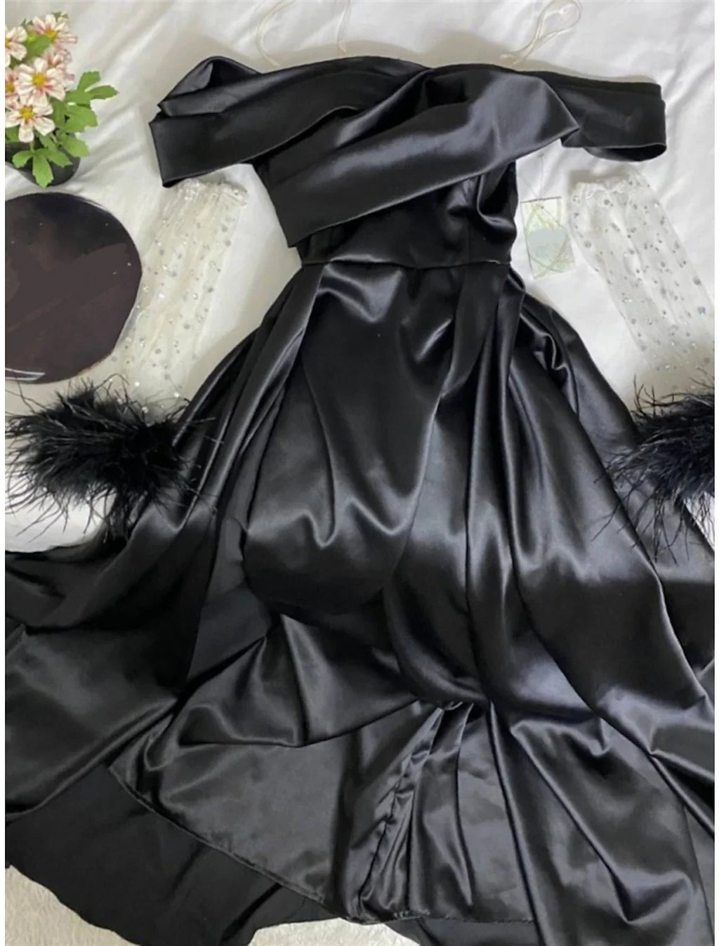 Black Evening Gown Elegant Dress Formal Dress Carival Sweep / Brush Train Long Sleeve Off Shoulder with Rhinestone Feather Pleats