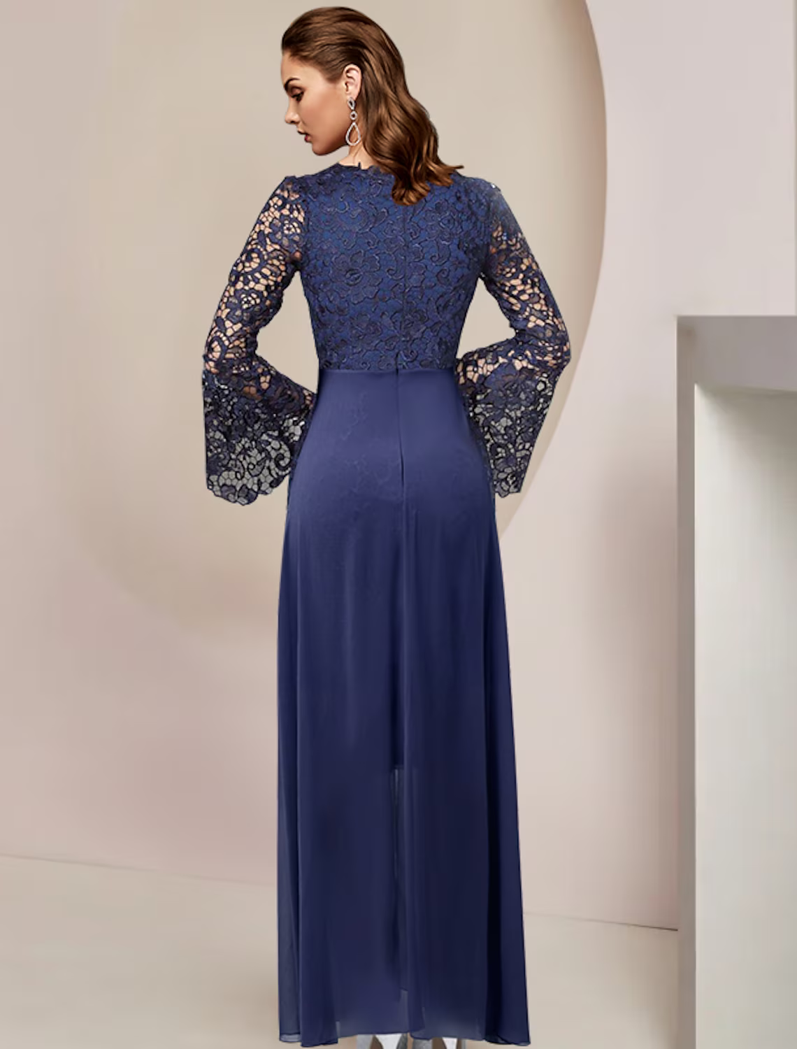 Two Piece Mother of the Bride Dress Formal Wedding Guest Elegant V Neck Knee Length Long Sleeve with Appliques