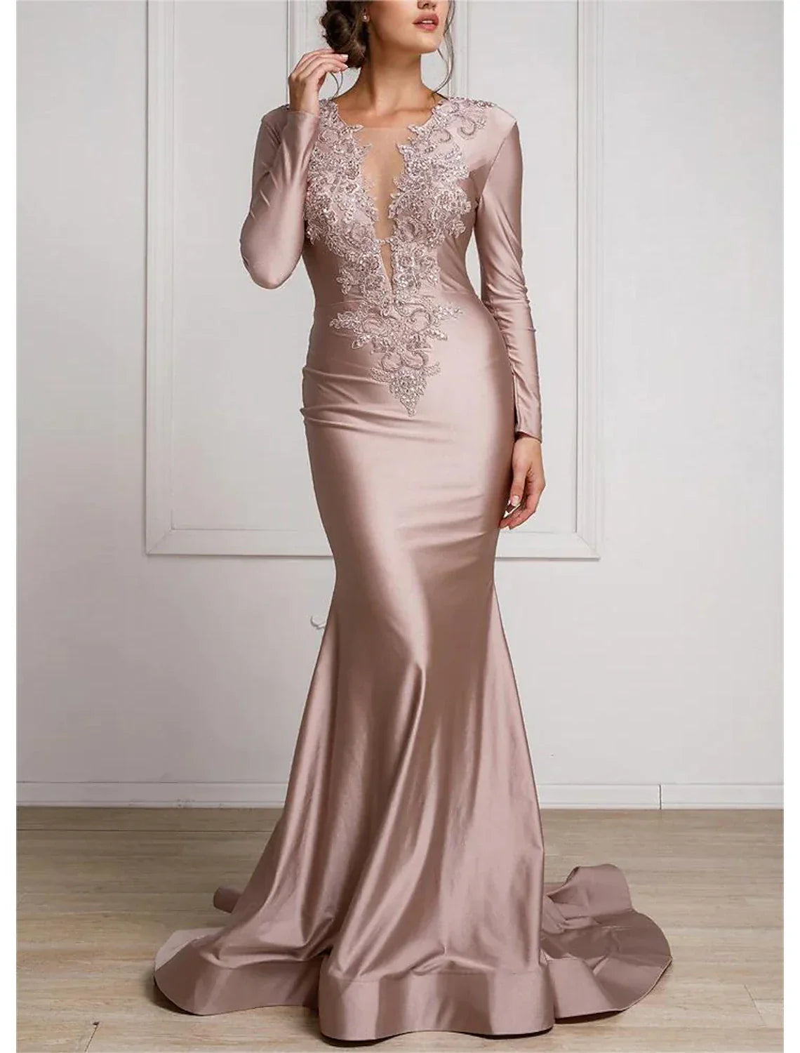 Jumpsuit / Pantsuit Mother of the Bride Dress Formal Wedding Guest Elegant V Neck Sweep / Brush Train Italy Long Sleeve with Solid Color