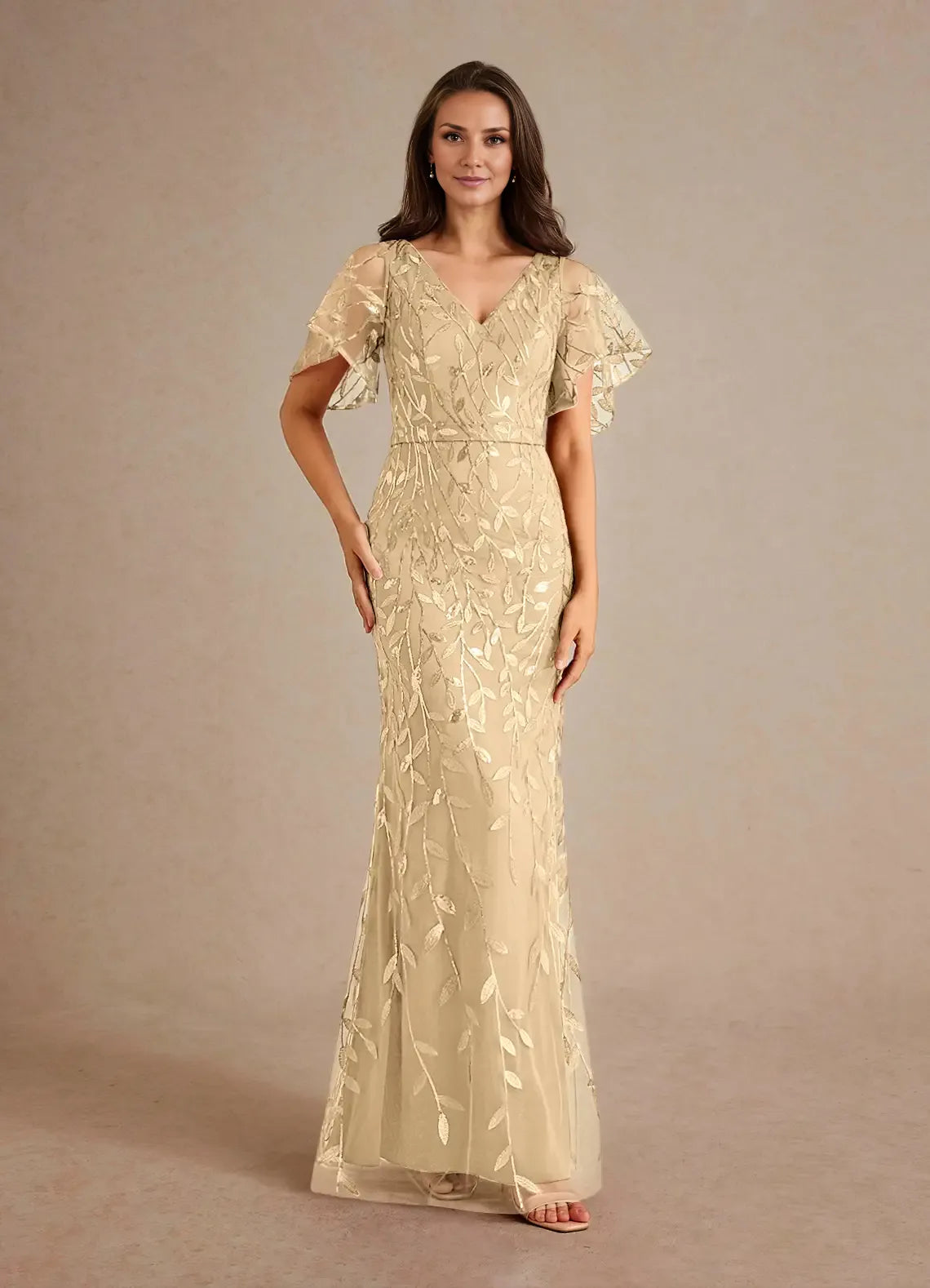 Sophisticated Graceful Stylish Refined Beautiful Elegant Champagne Tulle Sheath V-Neck Evening Dress