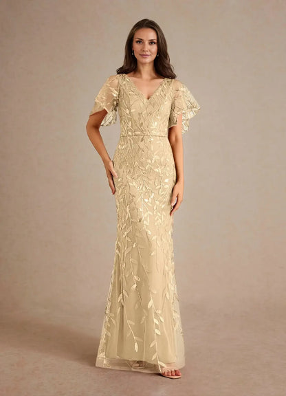 Sophisticated Graceful Stylish Refined Beautiful Elegant Champagne Tulle Sheath V-Neck Evening Dress