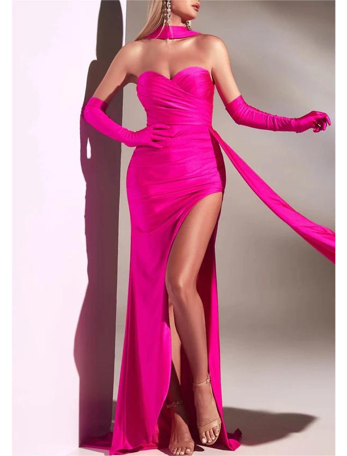 Mermaid / Trumpet Evening Gown Party Dress Carnival Prom Court Train Sleeveless Strapless Convertible with Ruched Slit include gloves