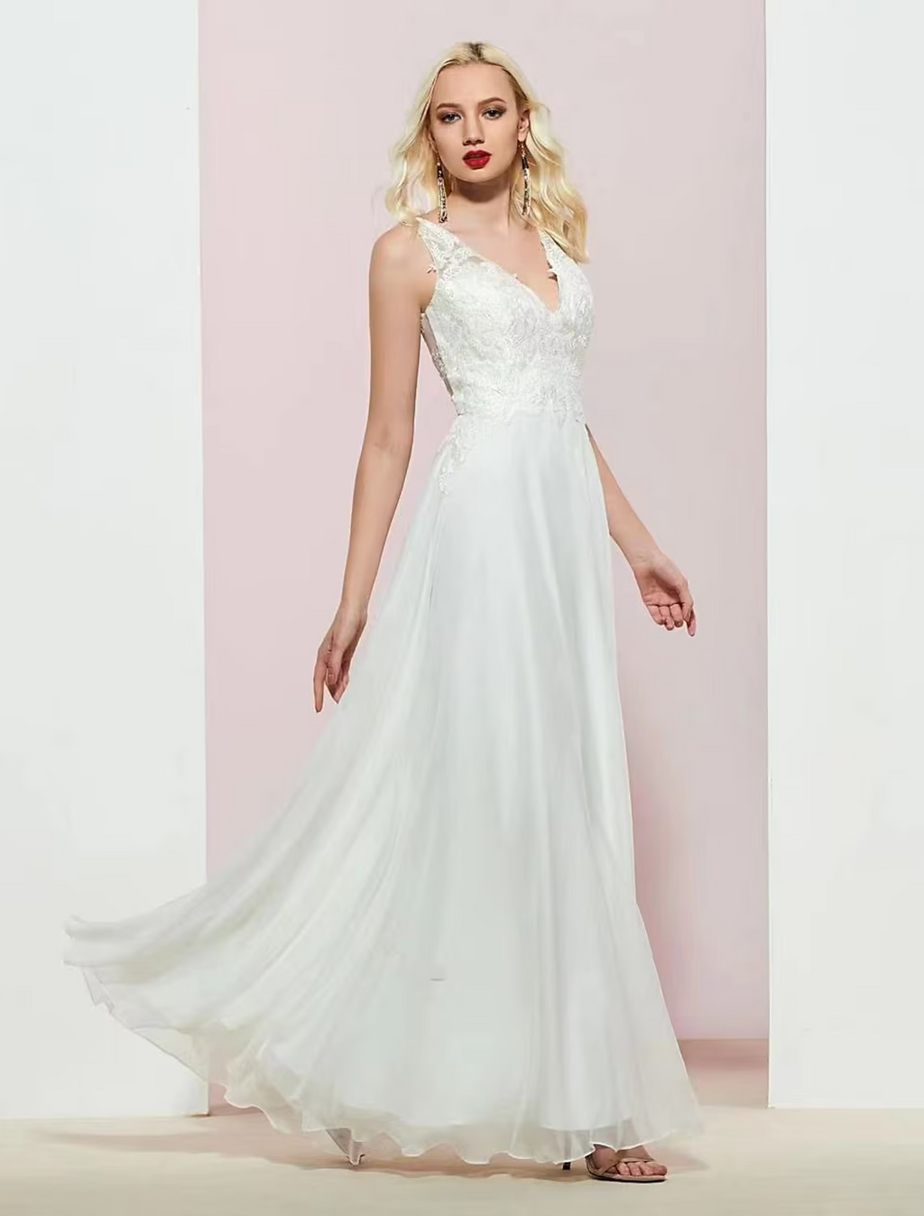 Evening Gown Open Back Dress Wedding Party Floor Length Sleeveless V Neck with Appliques