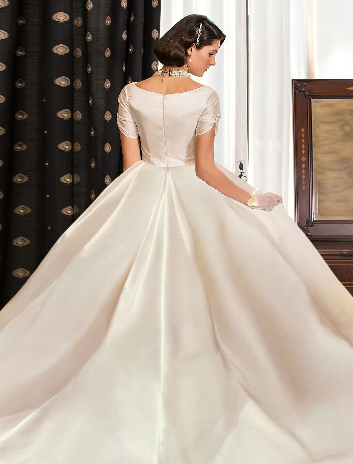 Engagement Formal Wedding Dresses Court Princess Short Sleeve V Neck With Ruched