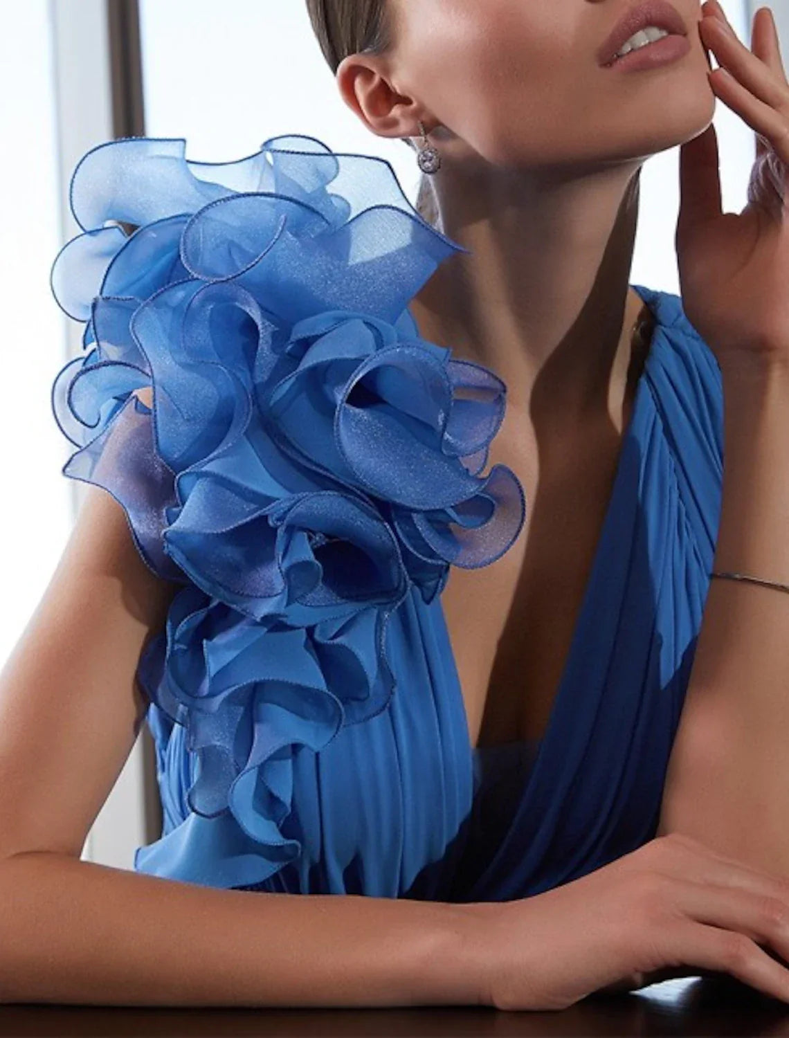 Evening Gown Floral Dress Formal Prom Court Train Sleeveless V Neck Fall Wedding Guest with Ruffles Shouder Flower
