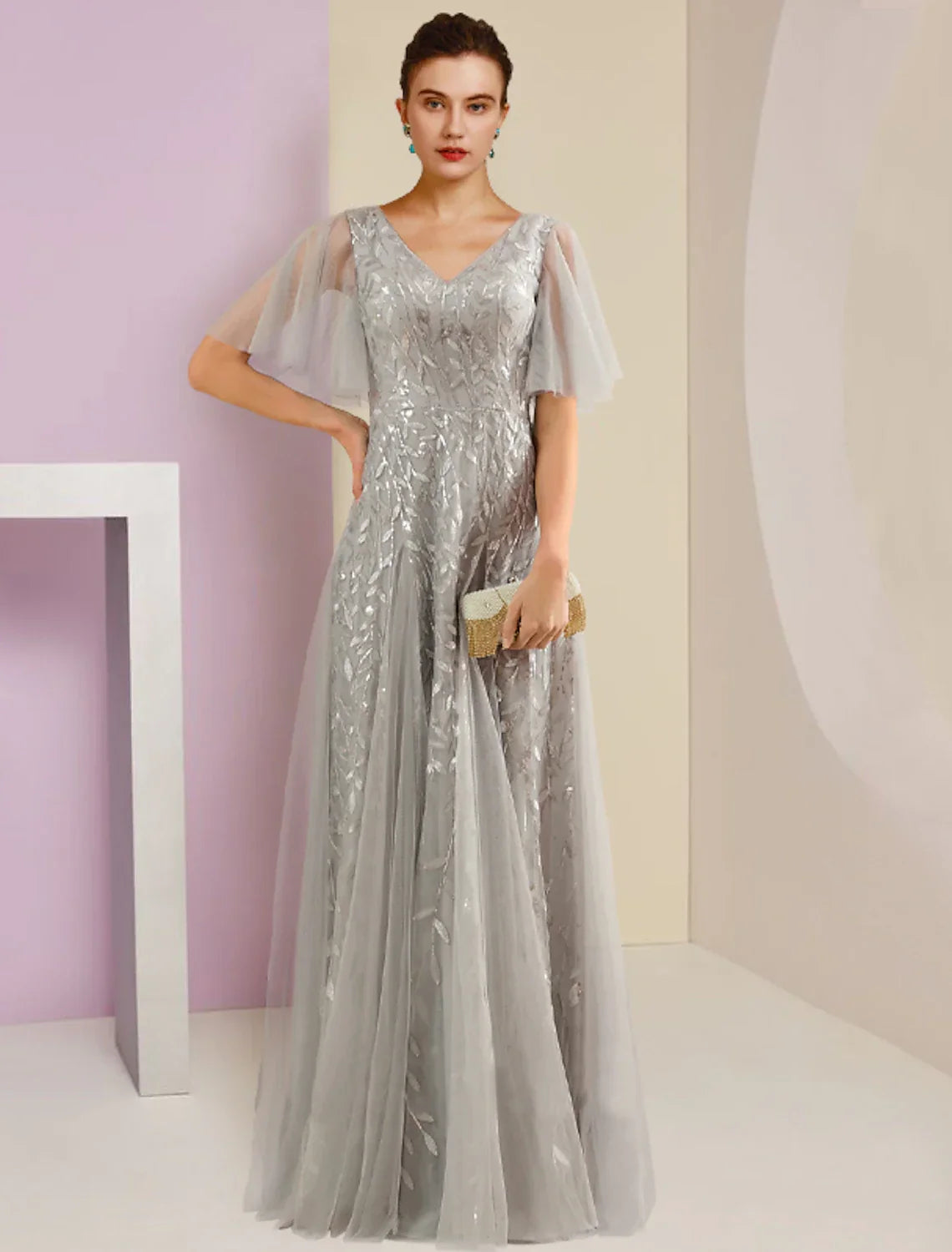 Sheath / Column Mother of the Bride Dress Party Sparkle & Shine V Neck Floor Length Short Sleeve with Pleats