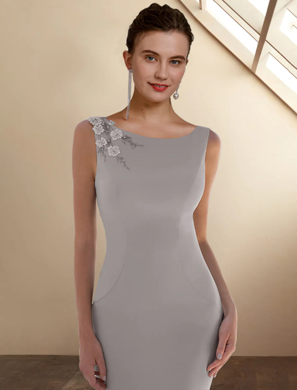 Mother of the Bride Dress Elegant Sleeveless Short Dresses with Appliques