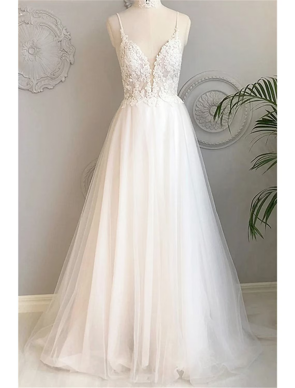 Beach Wedding Dresses A-Line Sleeveless Strap With Buttons Appliques