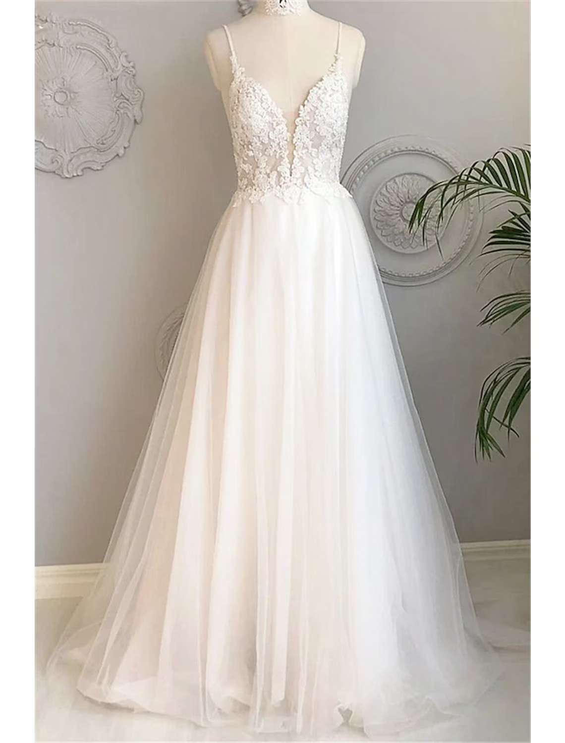Beach Wedding Dresses A-Line Sleeveless Strap With Buttons Appliques