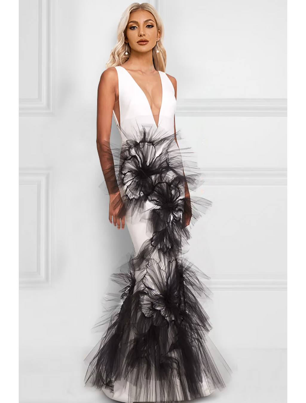 Evening Gown Dress Formal Floor Length Sleeveless V Neck Fabric with Appliques