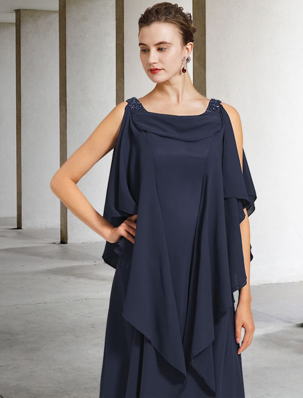 Mother of the Bride Dress Plus Size Elegant V Neck Floor Length Short Sleeve with Beading Ruffles