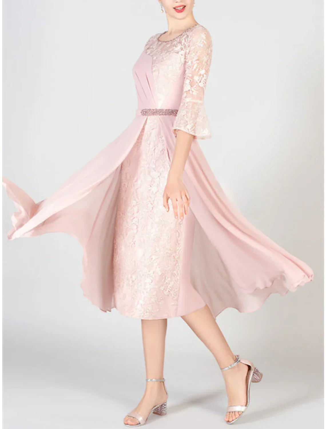 Mother of the Bride Dress Formal Wedding Guest Elegant Bateau Neck Scoop Neck Knee Length Half Sleeve with Crystals Appliques Solid Color