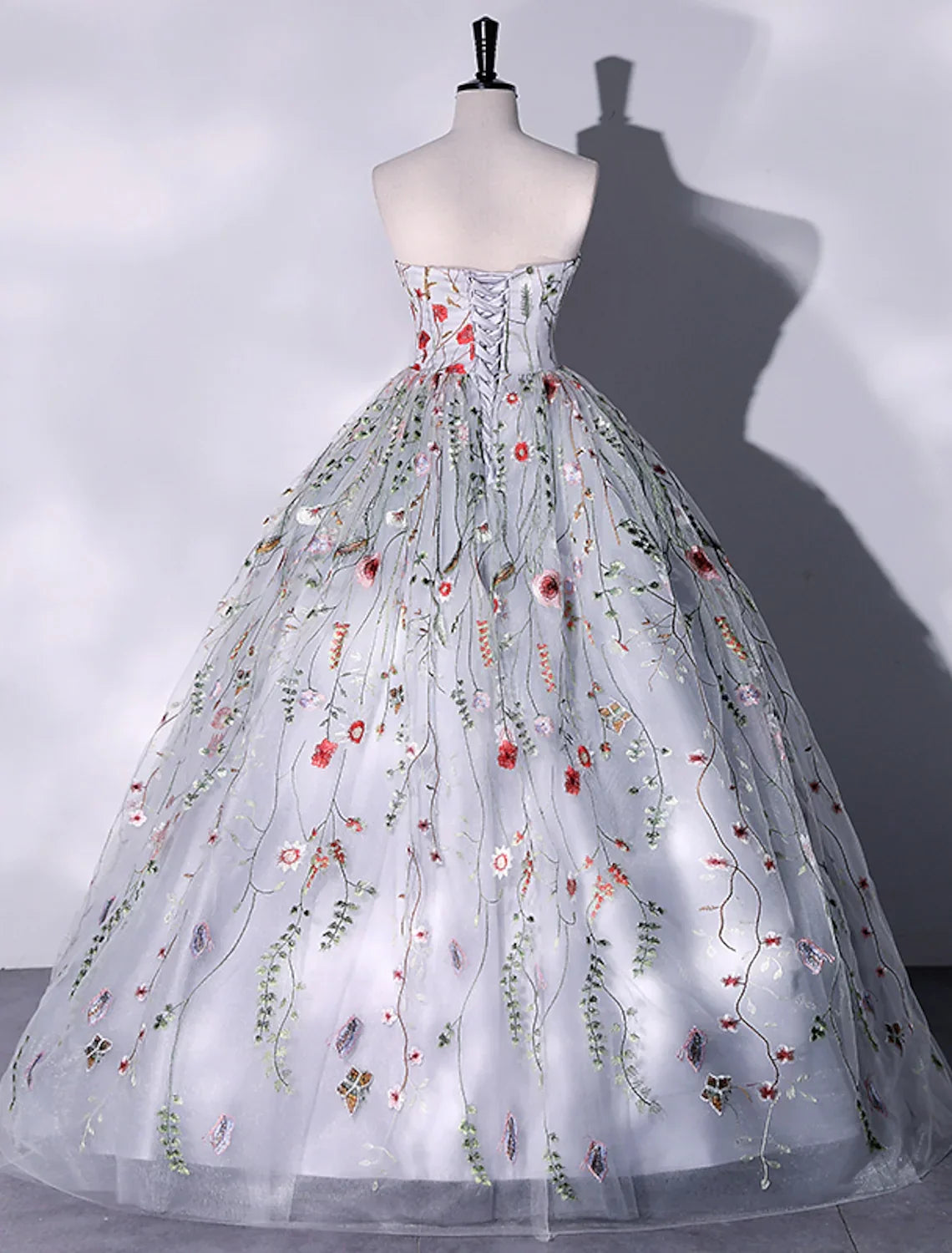 Evening Gown Elegant Dress Quinceanera Floor Length Sleeveless Strapless Embroidery