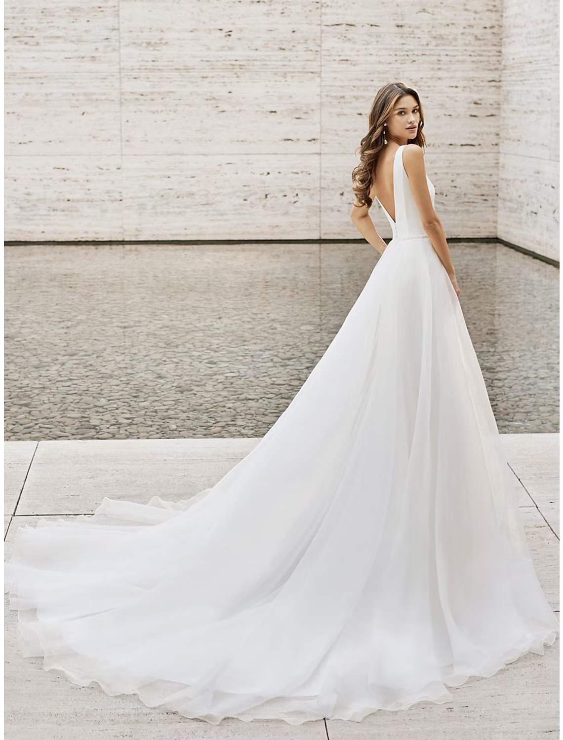 Beach Wedding Dresses Court Train Two Piece Sleeveless V Neck With Pattern