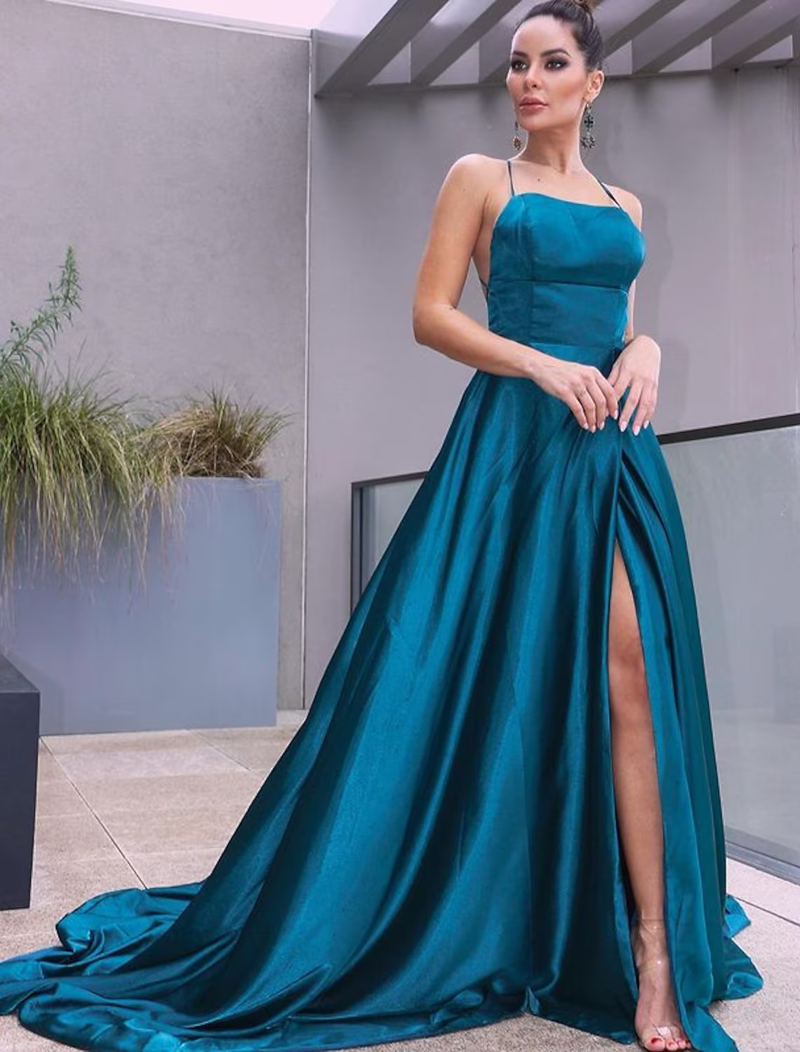 Back Dress Party Wear Court Sleeveless Strap with Slit