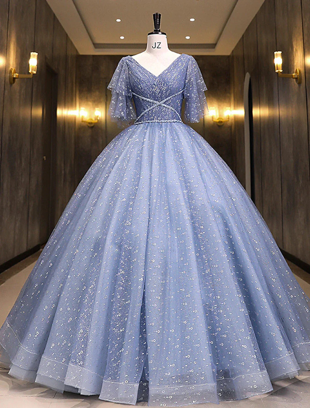 Ball Gown Quinceanera Dresses Princess Dress Performance Quinceanera Floor Length Short Sleeve V Neck