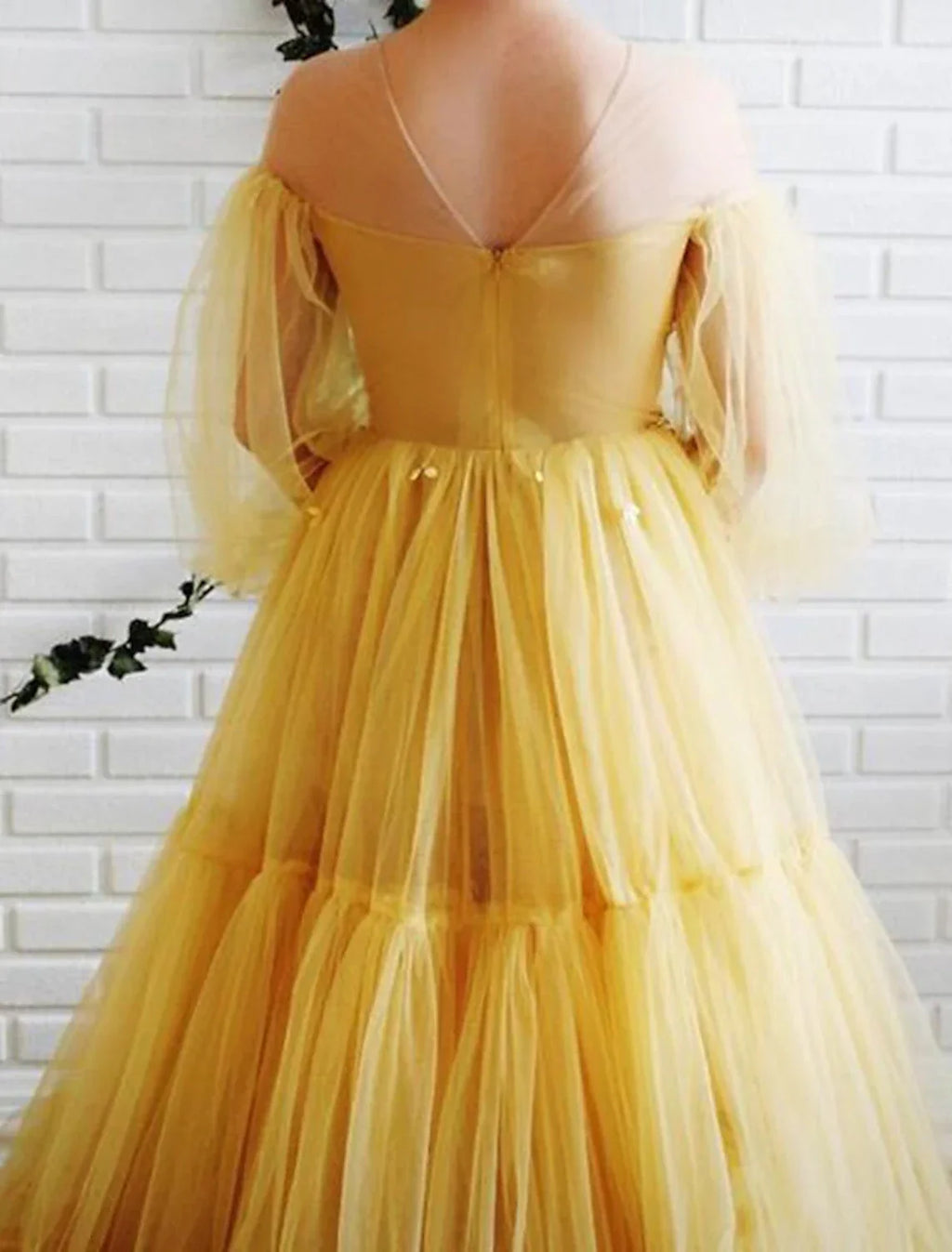 Ball Gown Prom Dresses Elegant Dress Wedding Guest Prom Floor Length Long Sleeve Illusion Neck with Beading Appliques