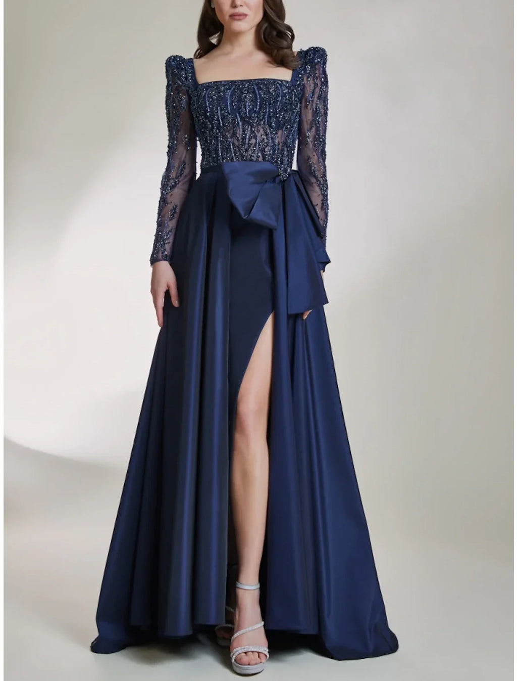 Formal Sweep / Brush Train Long Sleeve Square Neck with Bow(s) Slit