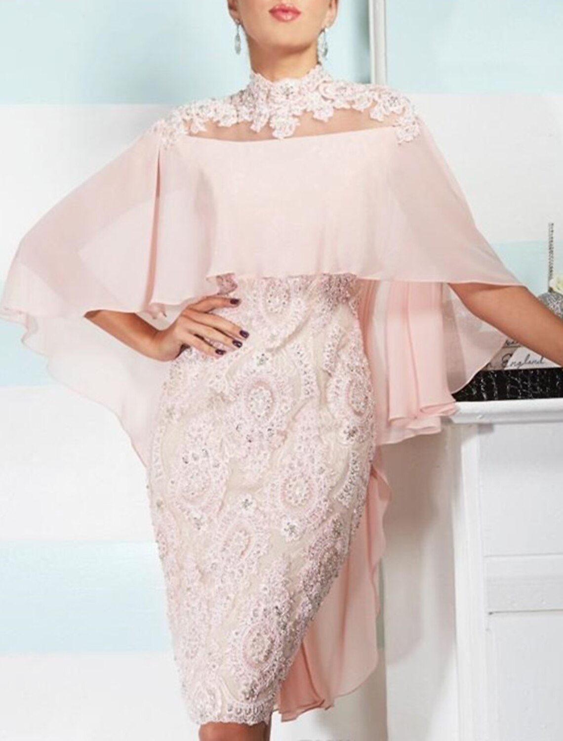 Mermaid / Trumpet Cocktail Dresses Luxurious Kentucky Derby Dress Party Wear Knee Length Sleeveless High Neck with Beading Appliques