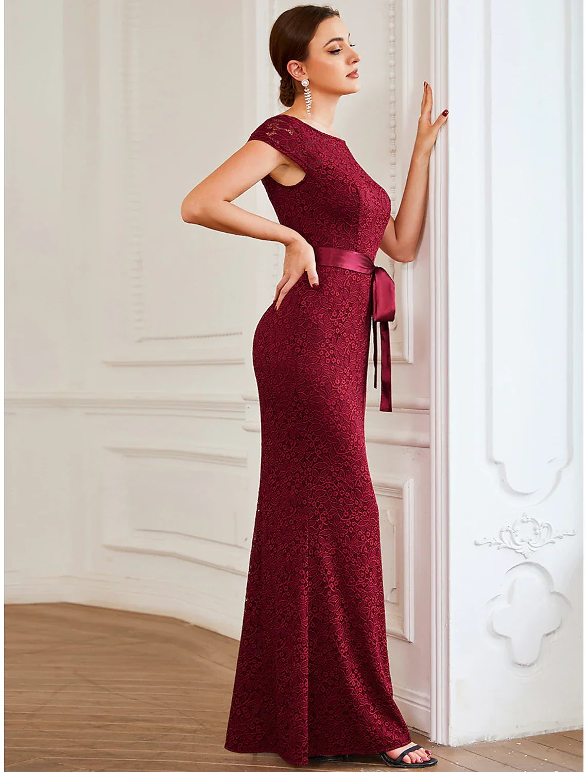 Vintage Red Mermaid Classic-Neck Short-Sleeve Classic-Back Floor-Length Prom Dress