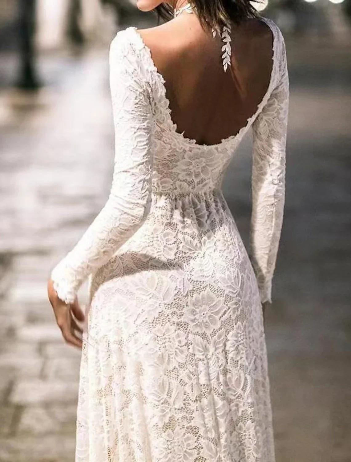 Evening Gown Open Back Dress Formal Wedding Party Dress Sweep / Brush Train Long Sleeve Jewel Neck with Appliques