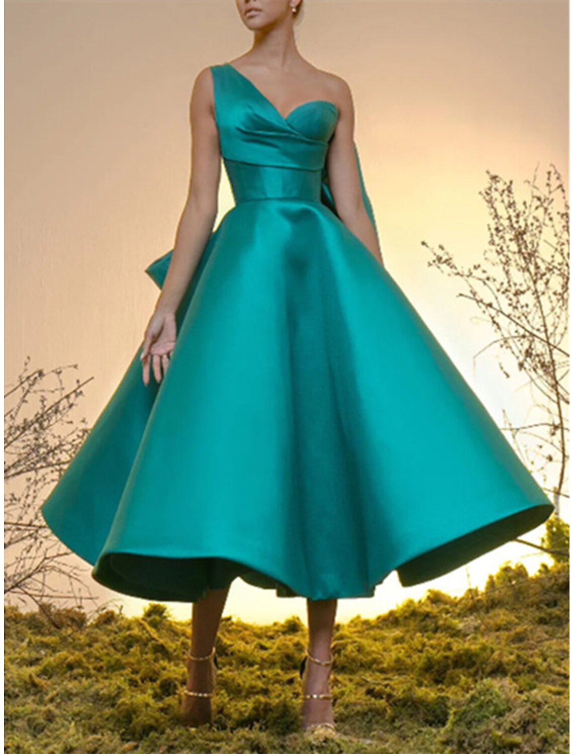 Black Ball Gown Cocktail Dress Vintage Dress Homecoming Wedding Guest Tea Length Sleeveless One Shoulder with Bow(s)