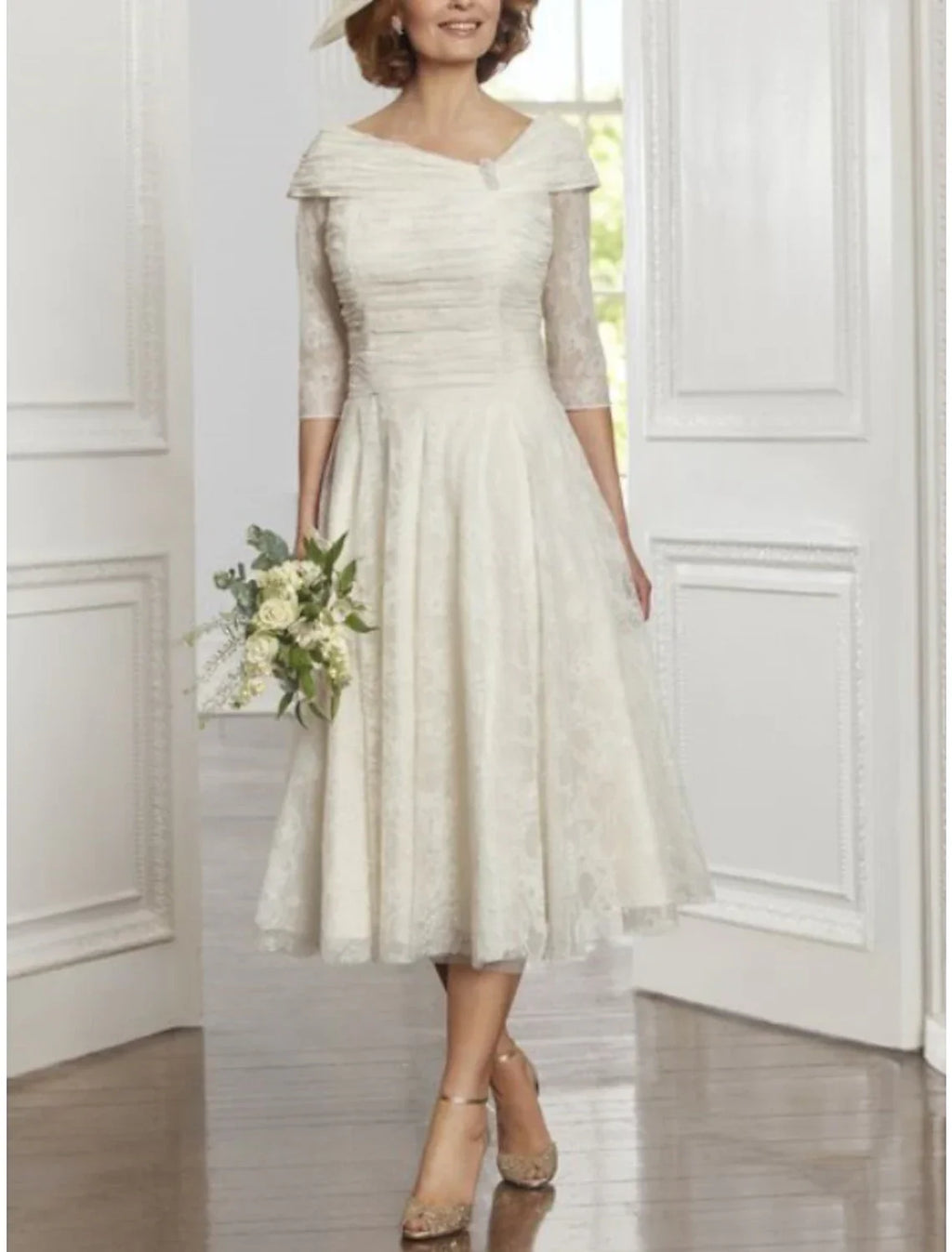 White Mother of the Bride Dress Wedding Guest Little Dresses Elegant Scoop Neck Tea Length 3/4 Length Sleeve with Pleats Crystals