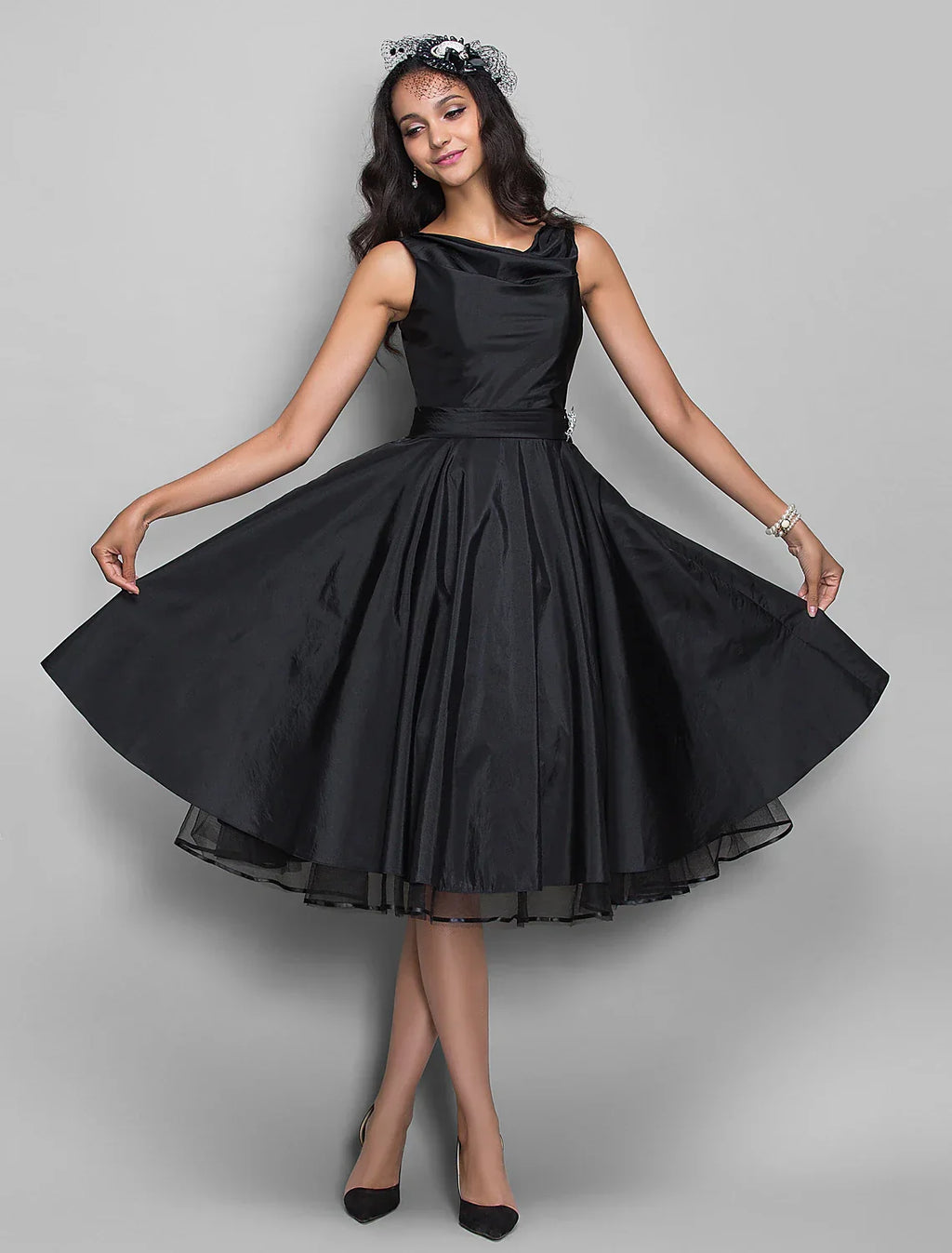 Cocktail Dresses Vintage Dress Halloween Wedding Guest Knee Length Sleeveless V Neck Taffeta with Pleats Crystals