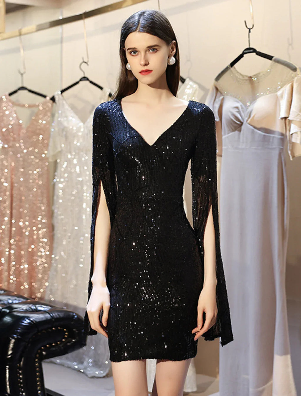 Sheath / Column Sparkle Elegant Homecoming Cocktail Party Dress V Neck Long Sleeve Short / Mini