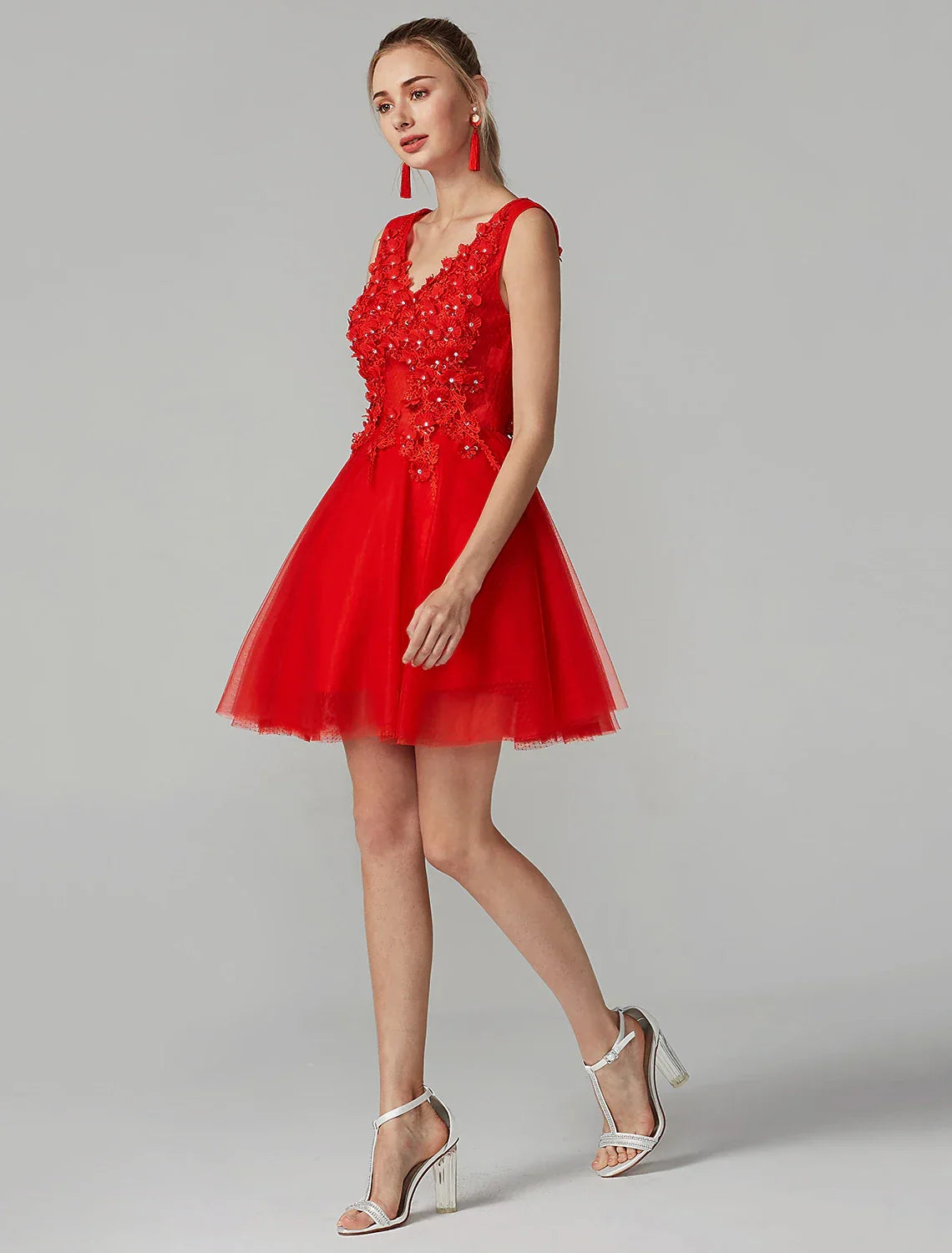 Homecoming Graduation Short / Mini Sleeveless V Neck Over with Crystals Appliques